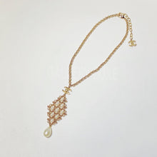 Load image into Gallery viewer, No.3141-Chanel Metal &amp; Pearl Necklace
