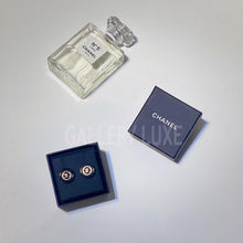 Load image into Gallery viewer, No.001202-Chanel Round Coco Mark Earrings
