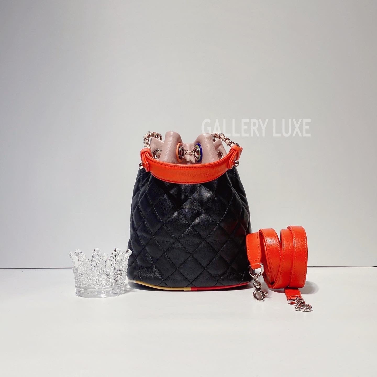No.3333-Chanel Lambskin Cuba Color Bucket Bag – Gallery Luxe
