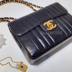 No.3304-Chanel Vintage Lambskin Vertical Jumbo Flap Bag