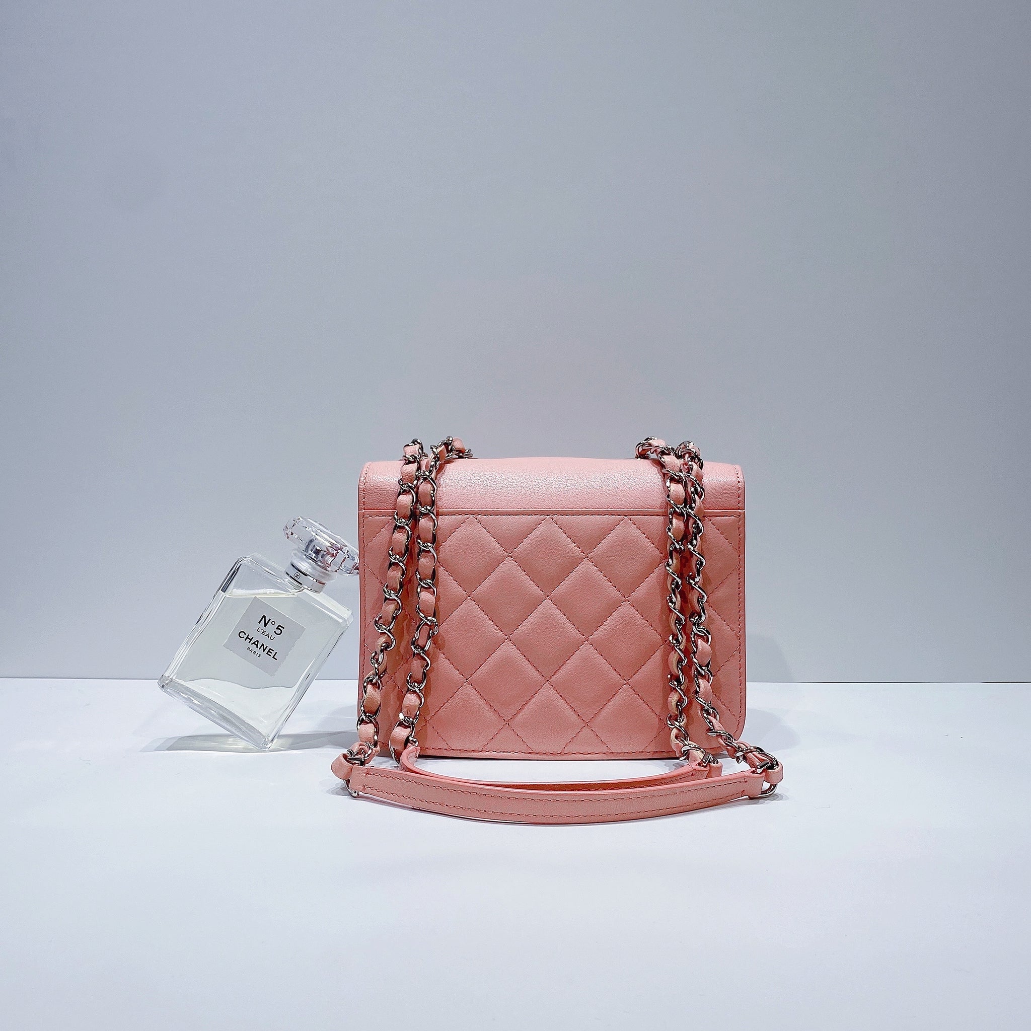 No.3627-Chanel Small CC Box Flap Bag – Gallery Luxe