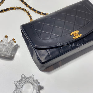 No.2057-Chanel Vintage Lambskin Diana Bag 25cm