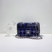 画像をギャラリービューアに読み込む, No.001162-2-Chanel Sequin Mini Flap Bag
