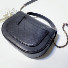 将图片加载到图库查看器，No.2810-Chanel Coco Curve Messenger Bag
