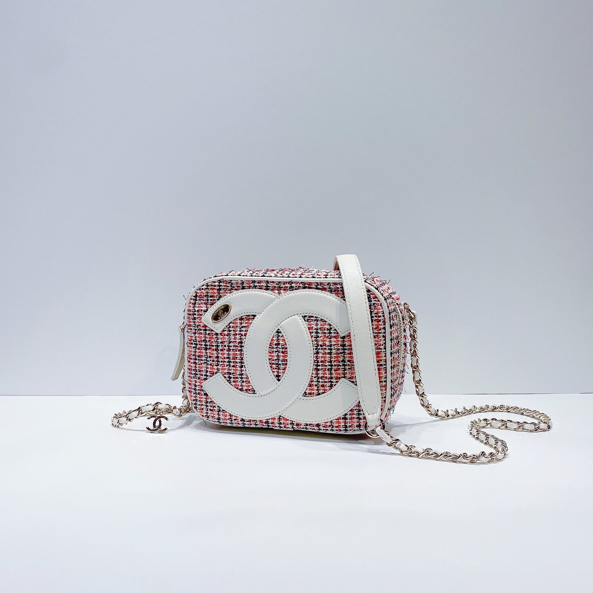 No.3875-Chanel CC Mania Camera Bag – Gallery Luxe