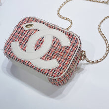 Load image into Gallery viewer, No.3875-Chanel CC Mania Camera Bag
