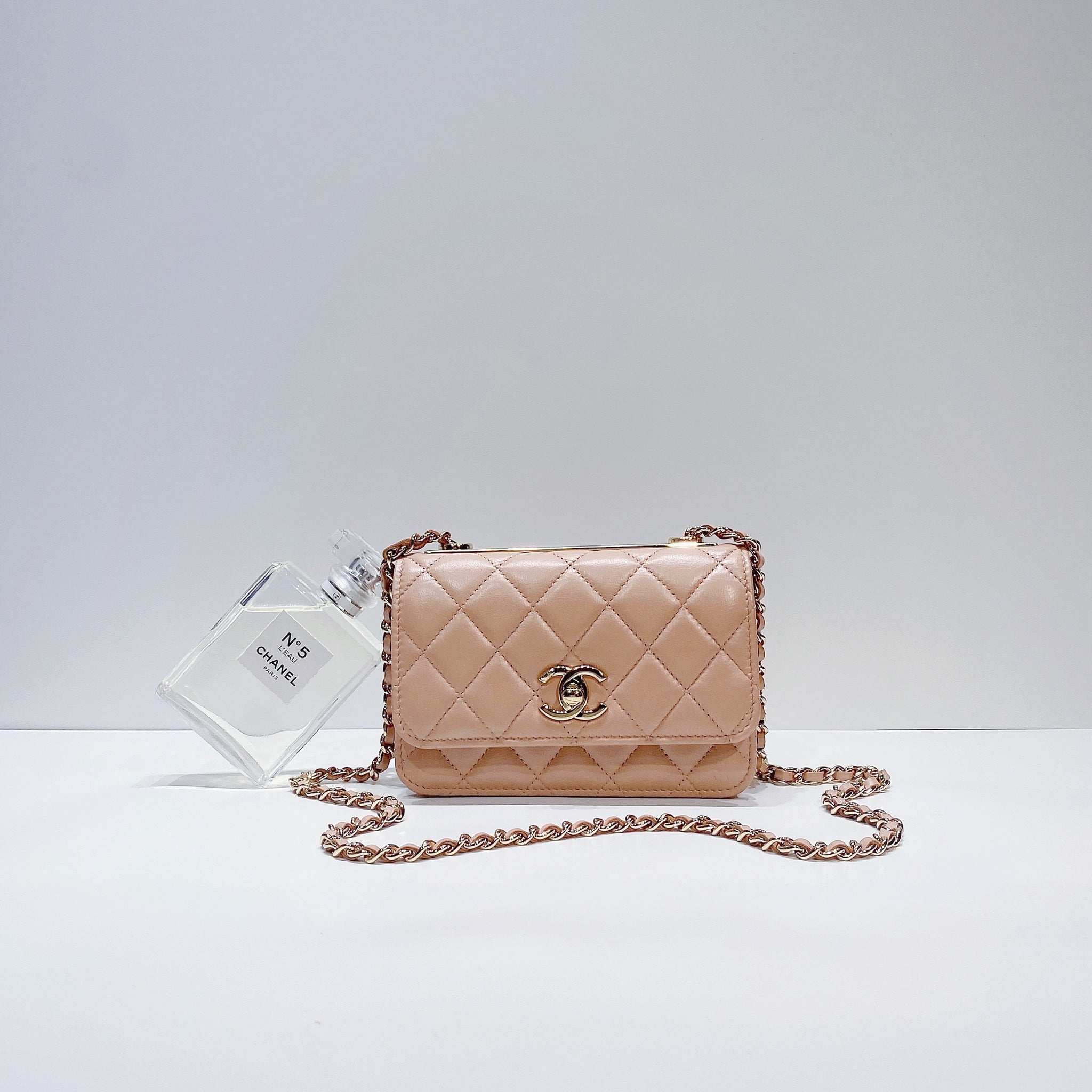 No.3630-Chanel Trendy CC Wallet On Chain – Gallery Luxe