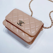 Load image into Gallery viewer, No.3630-Chanel Trendy CC Wallet On Chain
