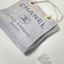 将图片加载到图库查看器，No.2498-Chanel Small Deauville Tote Bag
