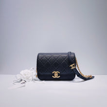 将图片加载到图库查看器，No.3510-Chanel Caviar City Curve Messenger Bag
