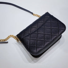 將圖片載入圖庫檢視器 No.3510-Chanel Caviar City Curve Messenger Bag

