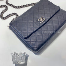 Charger l&#39;image dans la galerie, No.001480-Chanel Satchel Couture Messenger Bag
