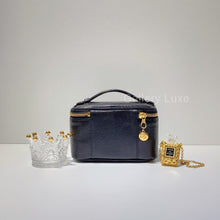 Load image into Gallery viewer, No.2820-Chanel Vintage Caviar Mini Vanity Box

