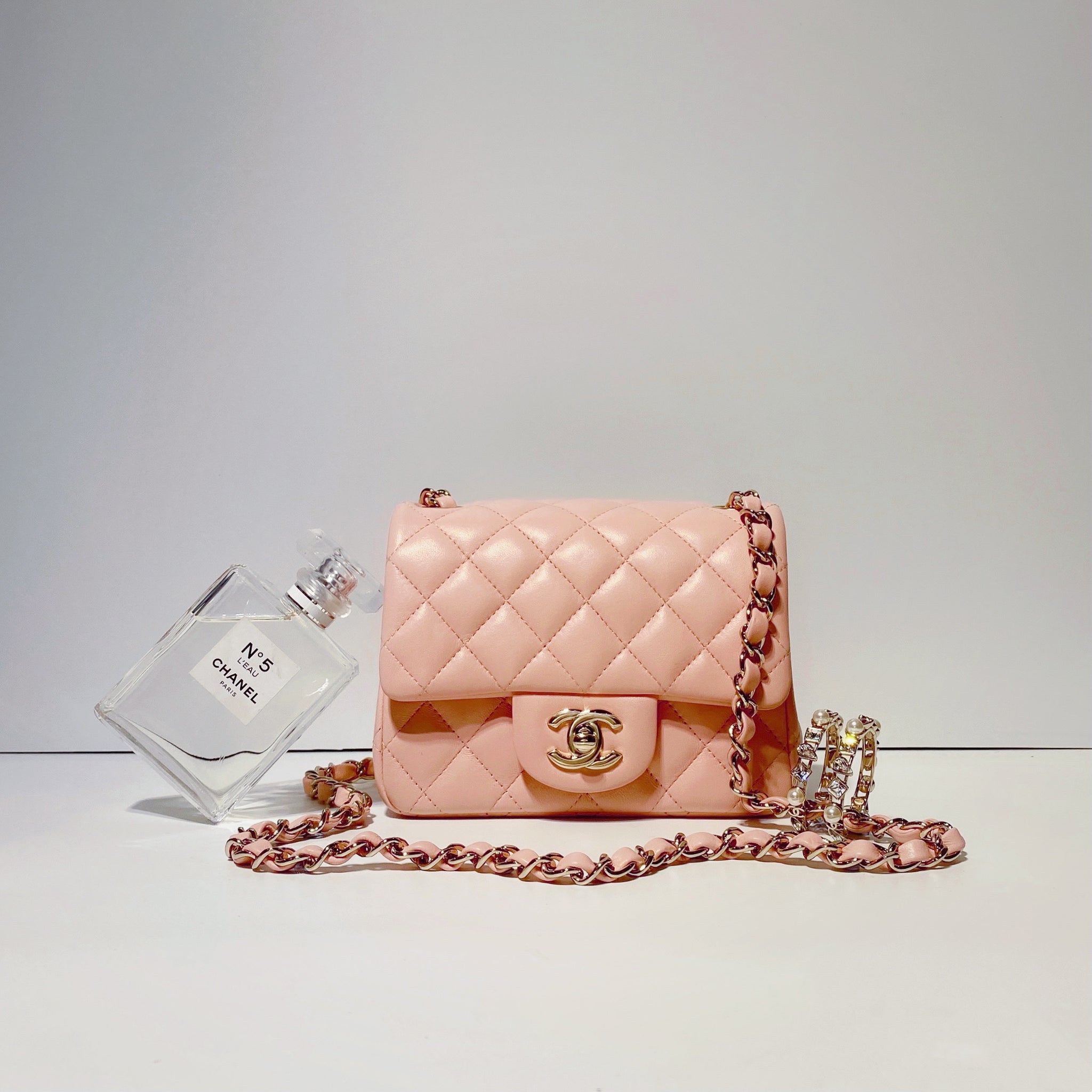 No.3412-Chanel Lambskin Classic Flap Mini 17cm (Brand New /全新) – Gallery  Luxe