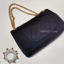 Load image into Gallery viewer, No.2506-Chanel Vintage Jersey Classic Flap Bag
