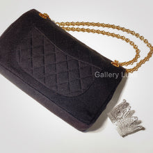 将图片加载到图库查看器，No.2506-Chanel Vintage Jersey Classic Flap Bag
