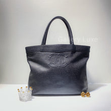 Load image into Gallery viewer, No.2829-Chanel Vintage Caviar Tote Bag
