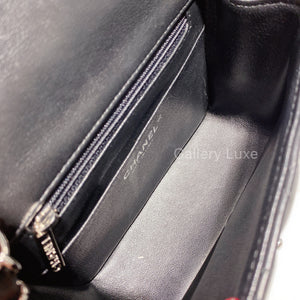 No.2515-Chanel Lambskin Classic Flap Mini 17cm
