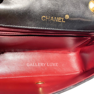 No.2220-Chanel Vintage Lambskin Diana 22cm