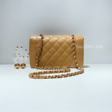 将图片加载到图库查看器，No.2320-Chanel Vintage Caviar Diana Bag 25cm
