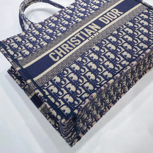 No.3643-Christian Dior Medium Oblique Embroidery Book Tote