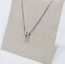 Load image into Gallery viewer, No.3641-Hermes Mini Pop H Pendant (Brand New / 全新貨品)
