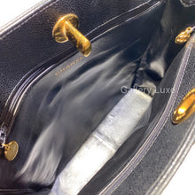 将图片加载到图库查看器，No.2525-Chanel Vintage Caviar Turn Lock Handbag
