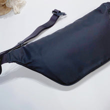 将图片加载到图库查看器，No.3745-Prada Nylon &amp; Saffiano Leather Belt Bag
