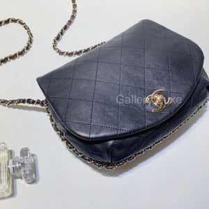 No.2841-Chanel Calfskin Coco Journey Flap Bag