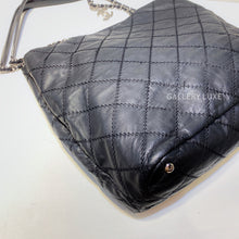 Load image into Gallery viewer, No.2760-Chanel Ultimate Stitch Tote Bag
