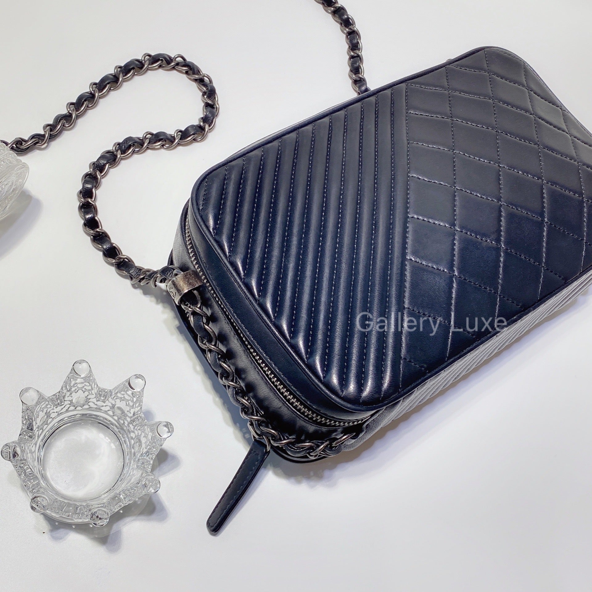 No.2534-Chanel Lambskin Coco Boy Camera Bag – Gallery Luxe