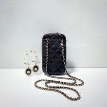 将图片加载到图库查看器，No.2533-Chanel Timeless Classic Phone Holder with Chain
