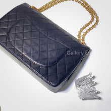 將圖片載入圖庫檢視器 No.2537-Chanel Vintage Lambskin Classic Flap Bag
