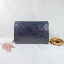 将图片加载到图库查看器，No.2319-Chanel Vintage Lambskin Flap Bag
