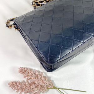 No.2319-Chanel Vintage Lambskin Flap Bag