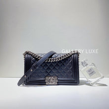 Load image into Gallery viewer, No.2889-Chanel Lambskin Boy 25cm
