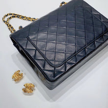 将图片加载到图库查看器，No.001529-1-Chanel Vintage Lambskin Square Classic Flap 25cm
