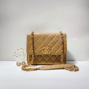 No.2545-Chanel Vintage Caviar Turn Lock Flap Bag