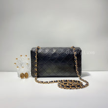 Load image into Gallery viewer, No.2546-Chanel Vintage Lambskin Flap Bag
