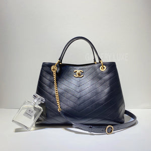 No.3153-Chanel Large Chevron Chic Shopping Bag
