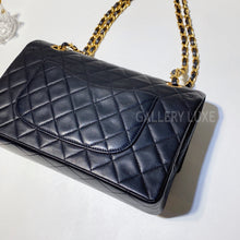 Load image into Gallery viewer, No.3160-Chanel Vintage Lambskin Classic Flap Bag 25cm
