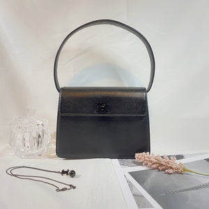 No.2016-Chanel Vintage Caviar Handbag