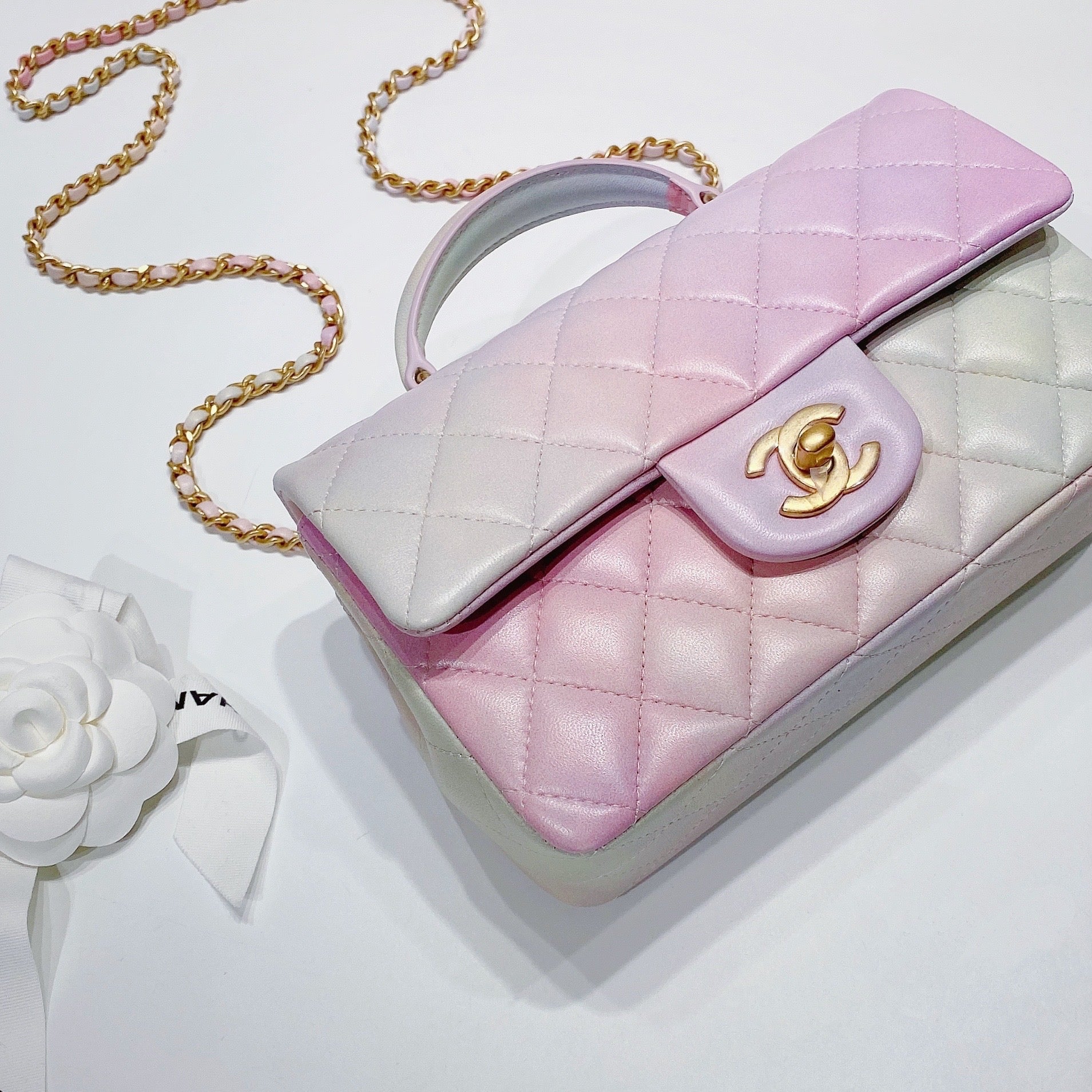 CHANEL MINI FLAP WITH TOP HANDLE / 22P Collection / Pink / Rose