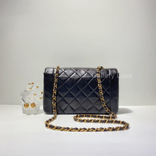 將圖片載入圖庫檢視器 No.2559-Chanel Vintage Lambskin Diana Bag 25cm
