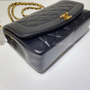 No.2559-Chanel Vintage Lambskin Diana Bag 25cm