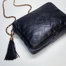 Load image into Gallery viewer, No.3429-Chanel Vintage Lambskin Camera Bag
