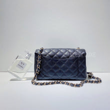 Load image into Gallery viewer, No.2868-Chanel Caviar Classic Flap Mini 20cm
