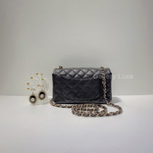 Load image into Gallery viewer, No.2570-Chanel Caviar Classic Flap Mini 20cm
