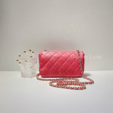 Charger l&#39;image dans la galerie, No.001488-Chanel V For Victory Flap Bag Mini 17cm

