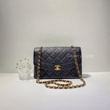 将图片加载到图库查看器，No.2066-Chanel Vintage Caviar Diana 25cm
